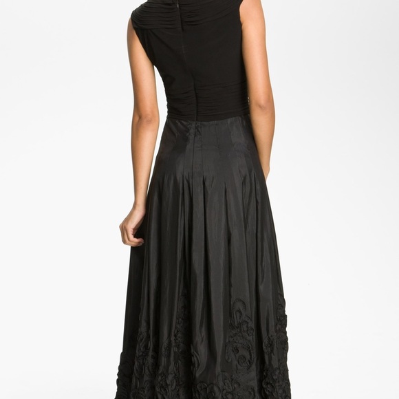 Patra Evening Dress - Picture 2 of 7